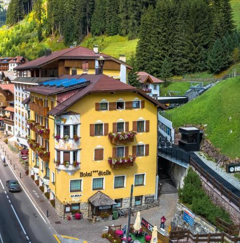 Stella Hotel - My Dolomites Experience เซลวาดีวัลการ์เดนา ภายนอก รูปภาพ