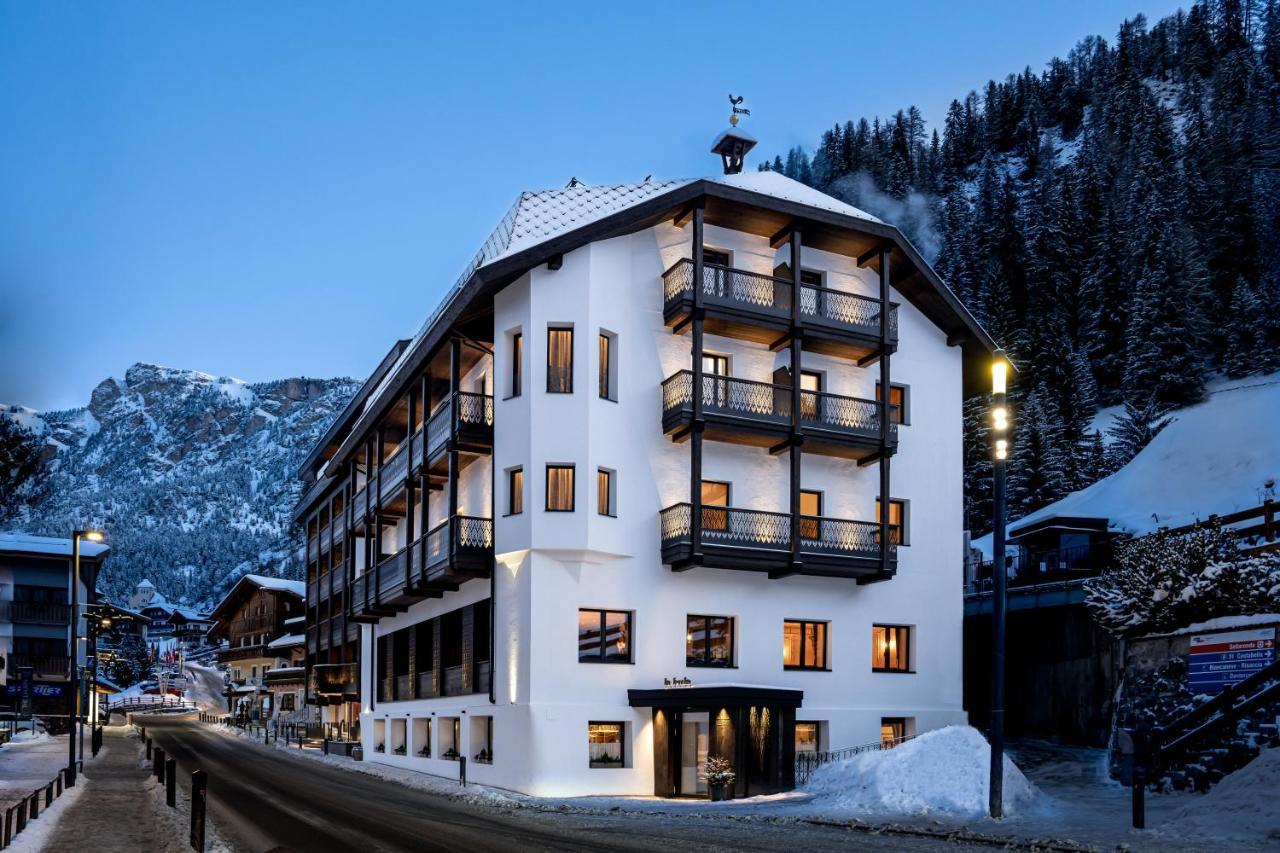 Stella Hotel - My Dolomites Experience เซลวาดีวัลการ์เดนา ภายนอก รูปภาพ