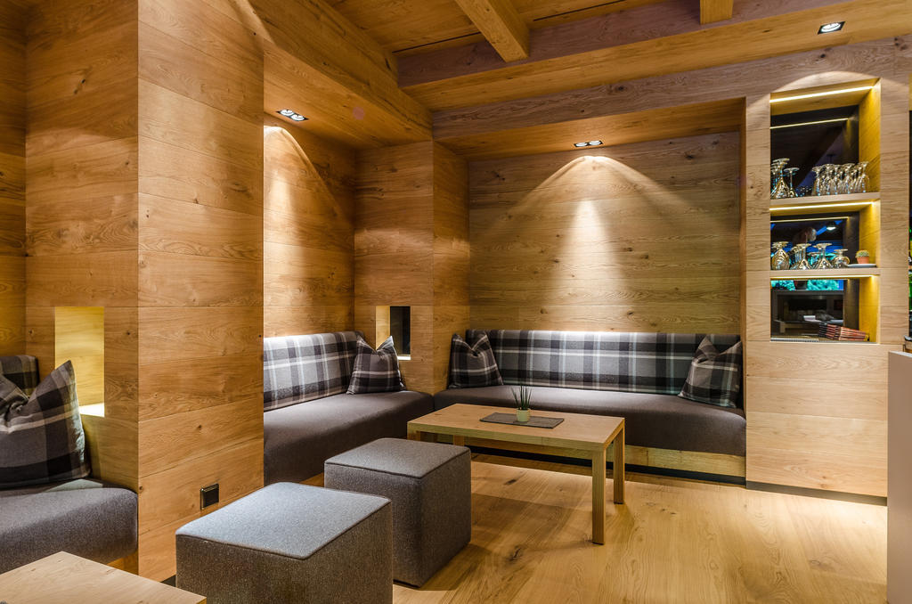Stella Hotel - My Dolomites Experience เซลวาดีวัลการ์เดนา ภายนอก รูปภาพ